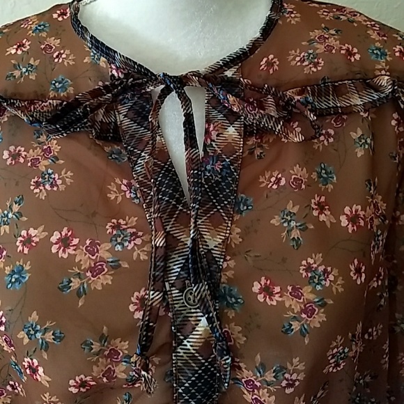 Women's long sleeve blouse junior size large - Picture 2 of 6